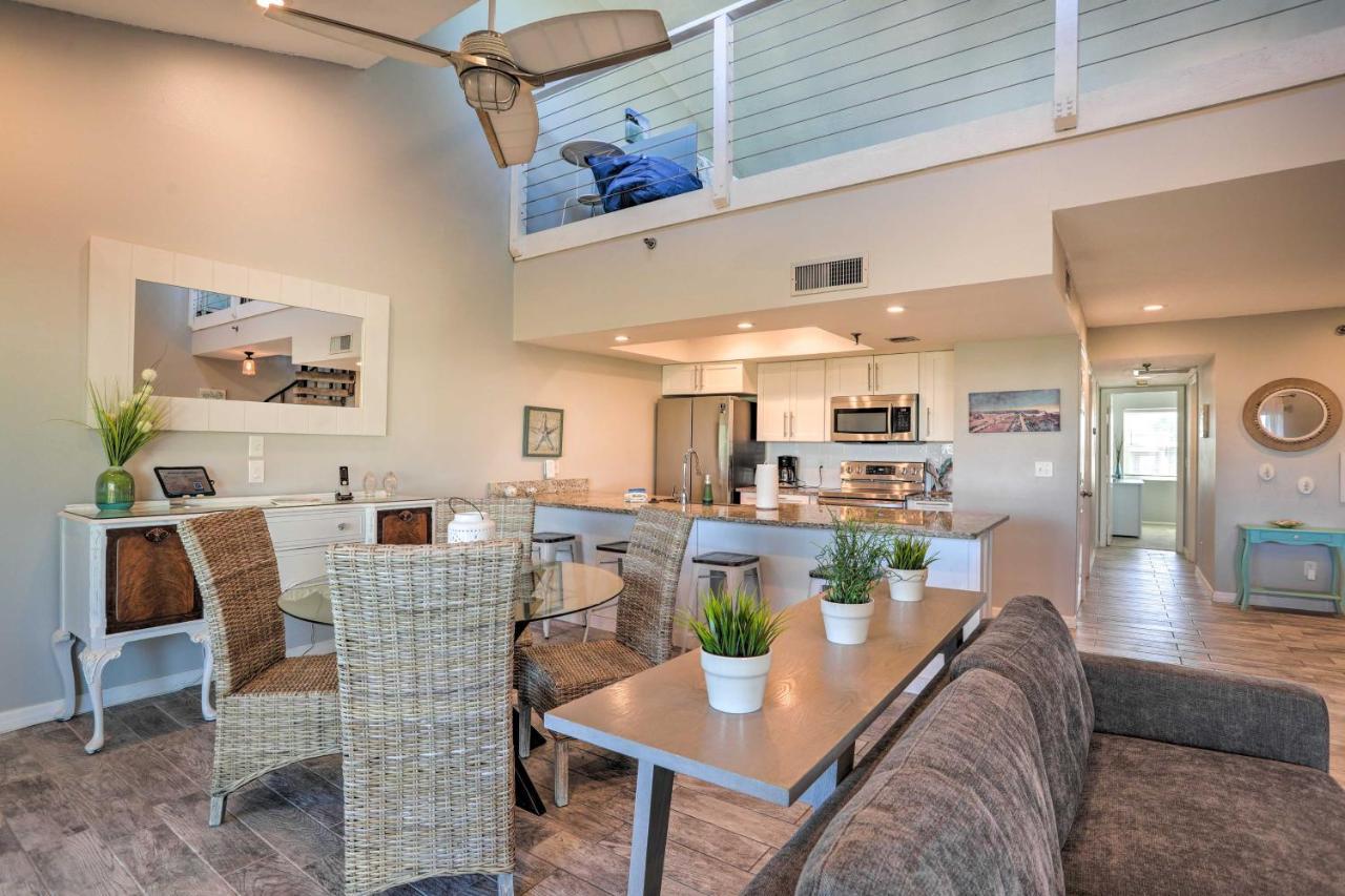 Walk To Beach Condo With Pool In Indian Shores! Clearwater Beach Exterior photo