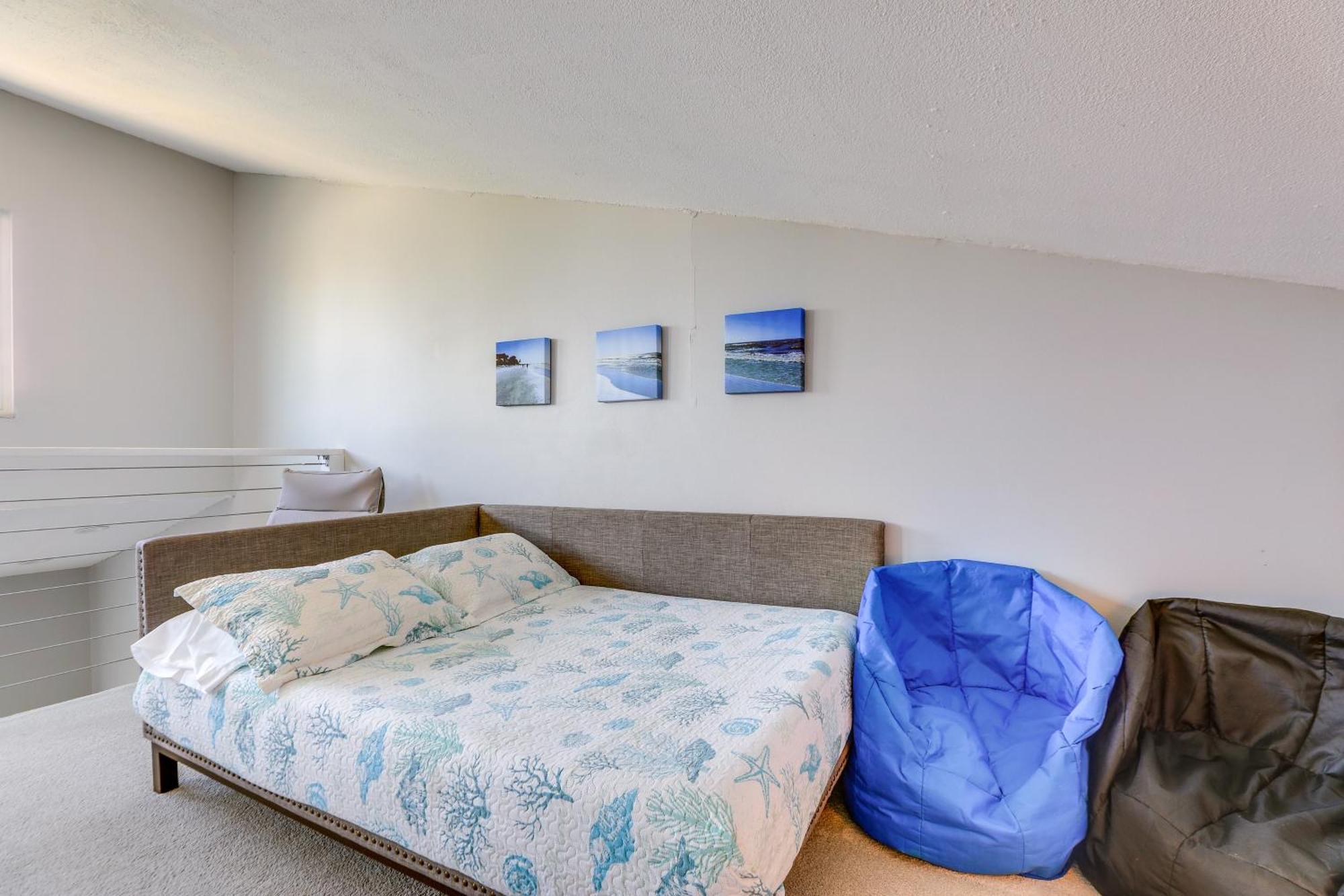 Walk To Beach Condo With Pool In Indian Shores! Clearwater Beach Exterior photo