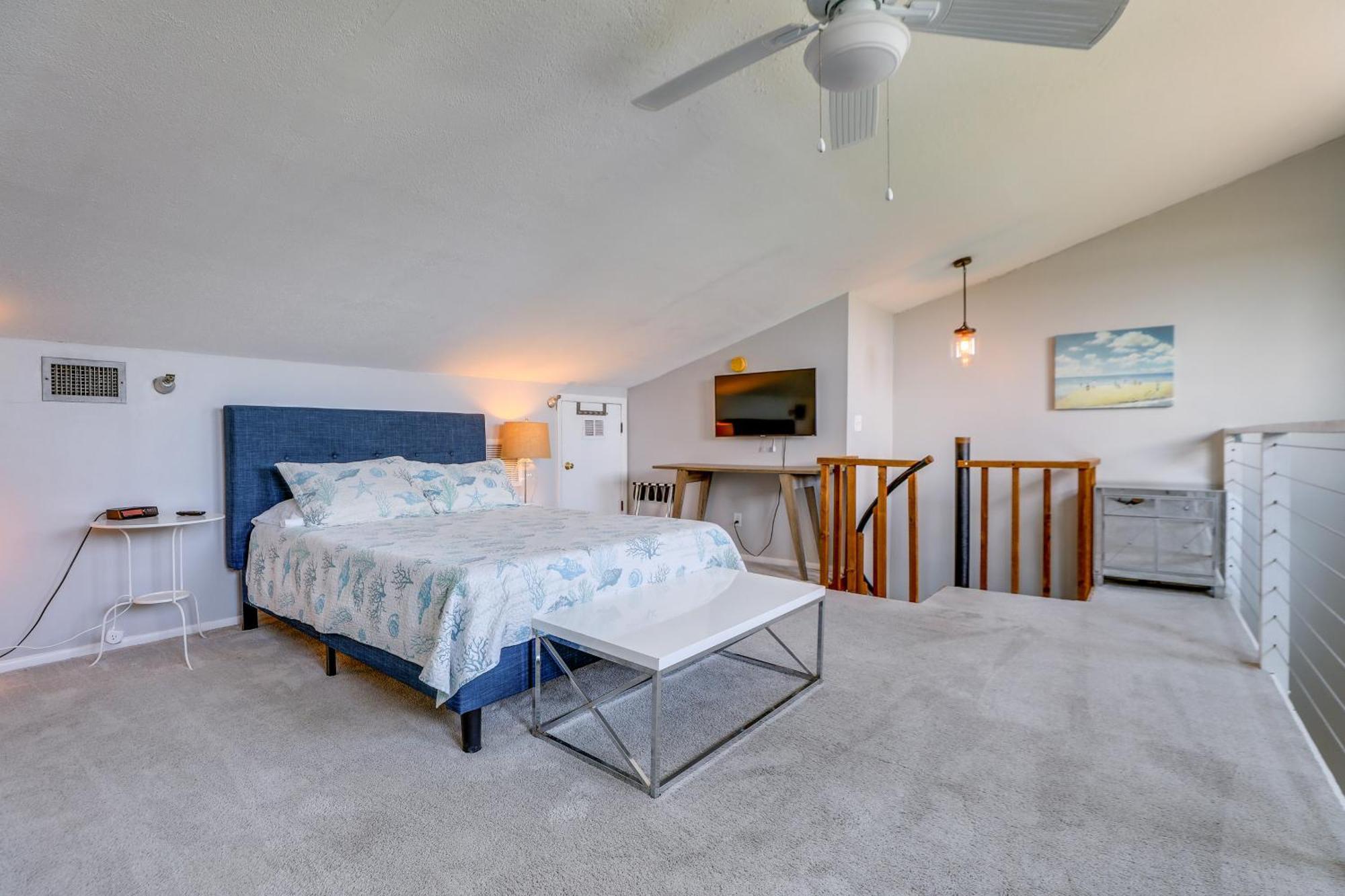 Walk To Beach Condo With Pool In Indian Shores! Clearwater Beach Exterior photo